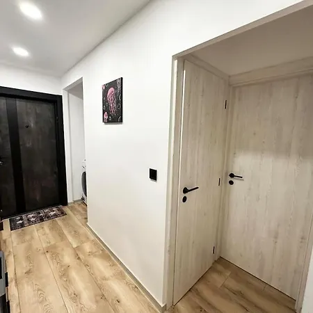 公寓 Spacious 3 Bedroom Step To Sea Garden And 瓦爾納